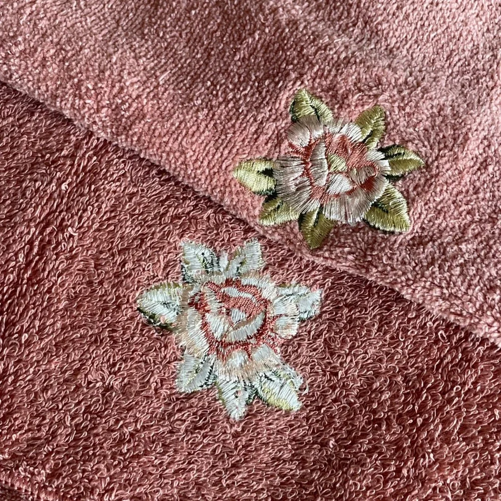 Avanti Linens 4pc Towel Set Dusty Rose Pink Floral Embroidered Cotton USA Made